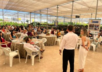 Prefeitura faz homenagens no dia do profissional de RH em reconhecimento pelas parcerias e ofertas de empregos