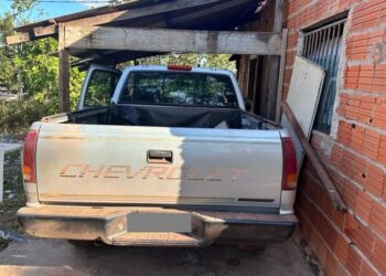 Camionete furtada em Rosário Oeste é recuperada pela Polícia Civil no Coxipó do Ouro