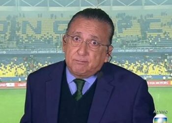 Justia manda bloquear contas de Galvo Bueno