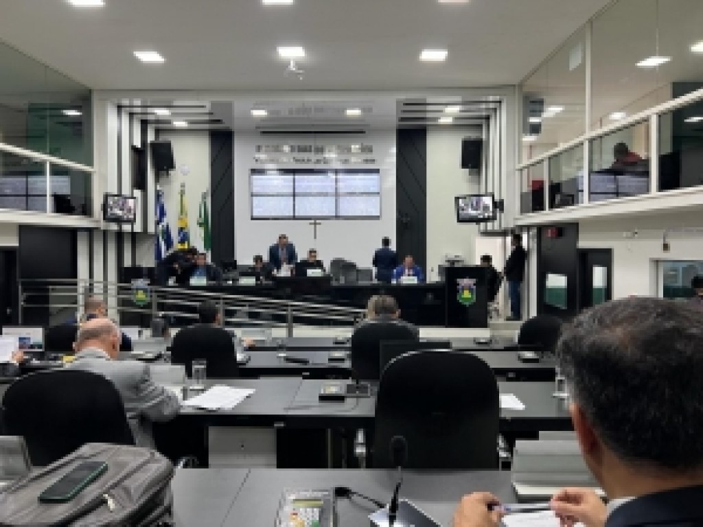 Câmara vota 22 matérias em plenária desta terça-feira