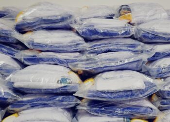 Prefeitura de Barra do Garças entrega tablets e uniformes para os Agentes Comunitários de Saúde e de Combate às Endemias, nesta segunda (19)