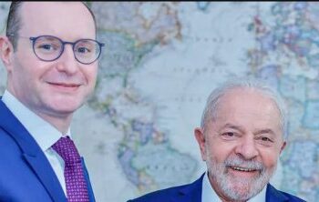 Lula confirma que indicar Zanin ao STF