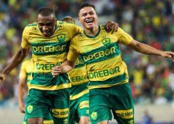 Cuiabá vence o Santos com tranquilidade e se afasta do Z-4 do Brasileirão