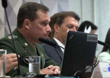 Coaf detecta movimentação financeira suspeita de Mauro Cid, ex-ajudante de ordens de Bolsonaro | Jornal Nacional