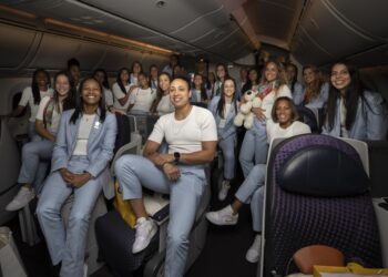 Seleção Brasileira Feminina embarca para a disputa da Copa do Mundo