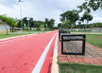 ‘Aulão de Yoga’ acontece neste sábado (1), no Parque das Águas
