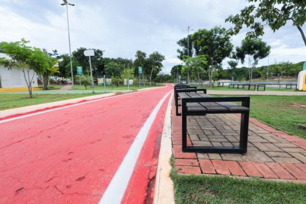 'Aulão de Yoga' acontece neste sábado (1), no Parque das
