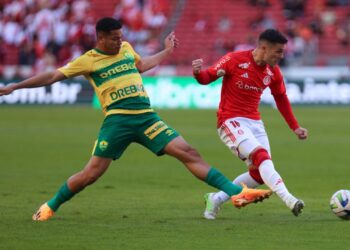 Cuiabá vence o Inter, avança e já ronda zona de Libertadores