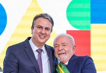 Governo federal avalia aumentar carga horária de disciplinas comuns do ensino médio