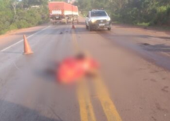 Motociclista morre na BR-230 ao colidir com carreta
