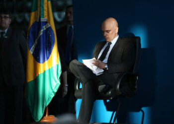 Alexandre de Moraes é hostilizado na Itália e políticos reagem