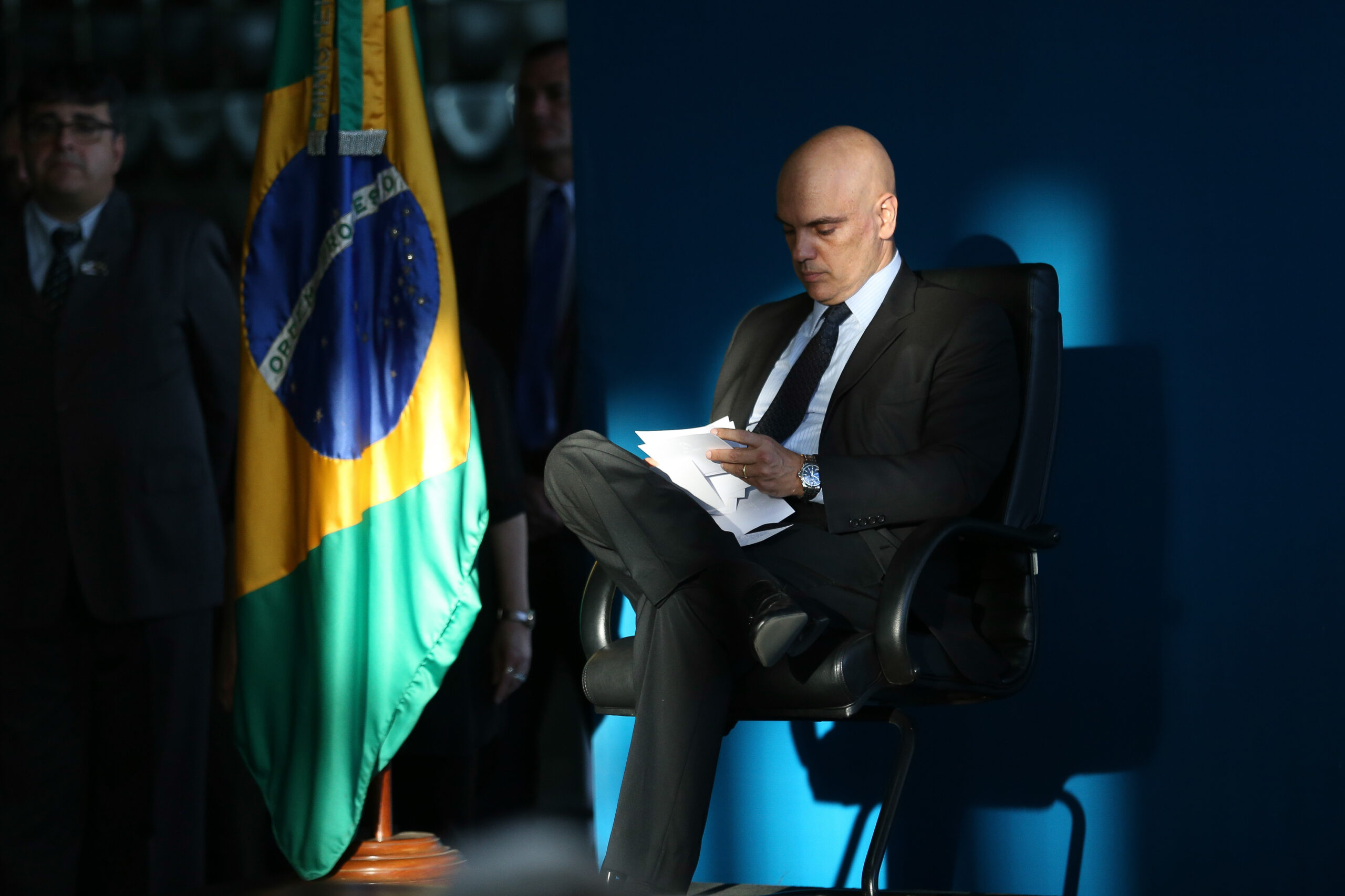 alexandre-de-moraes-e-hostilizado-na-italia-e-politicos-reagem-scaled.jpg