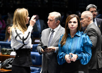 Cinco projetos da área da educação estão na pauta do Plenário na terça