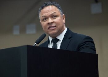 Deputado avalia convite do União e projeta aliança com o PL