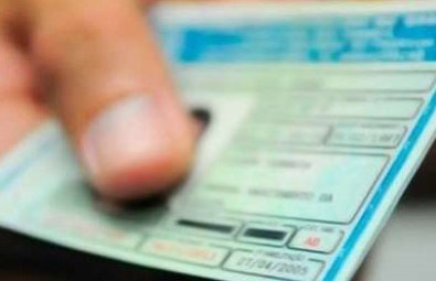 Golpista preso em banco tentando abrir conta com documento falso