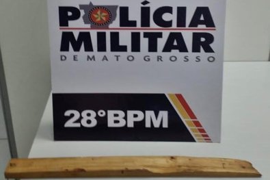 Bbado ignora medida protetiva e agride ex-mulher com porrete em