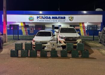 Policia militar prende drogas do crime organizado.