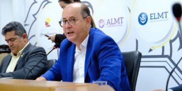 Dr. Eugênio defende leis para proteger mulheres contra a violência, como feminicídio e assédio.