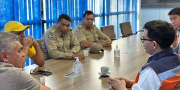 Pela primeira vez, Barra do Garças recebe aeronave do Governo do Estado para auxiliar no combate aos incêndios na região.