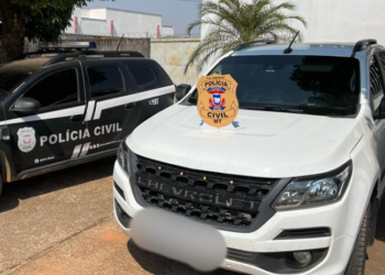 Polícia Civil cumpre mandados e bloqueia bens de ex-funcionária que desviou quase 400 mil de fazenda e abriu loja.