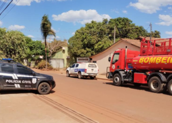 Polícia Civil identifica depósito clandestino de cilindros de gás em residência de Confresa.