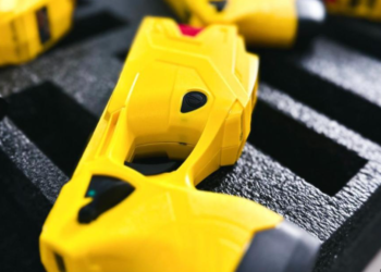 Governo de MT entrega 662 armas de eletrochoque para a Polícia Militar nesta sexta-feira (25)