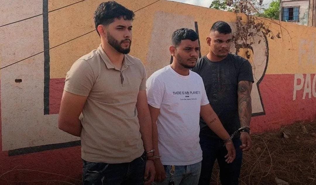 Trio que usava bloqueador de sinal para roubar veículos é