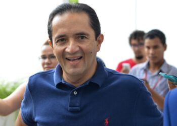 Mudança em lei permite absolvição de ex-secretário de Taques