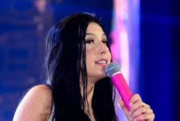 Ana Castela chora aps no conseguir atingir tom de msica