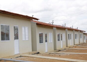 Com R$ 1,7 trilhão, PAC foca em moradia, mobilidade urbana e energia