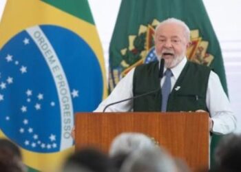 Lula assina MP para taxar super-ricos; meta arrecadar R$ 24 bi