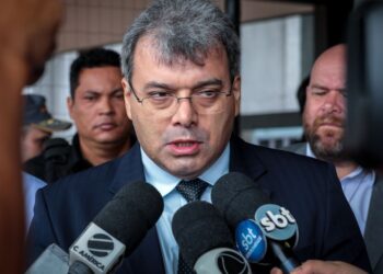 Juiz defende decisão e diz que manter ex-PM na PCE traria risco