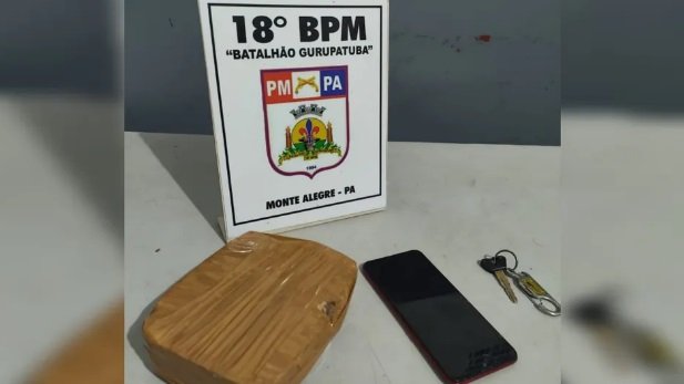 Jovem é presa com 1 kg de droga após desembarcar