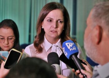 OAB abre processos contra 3 advogados e vai analisar suspensão