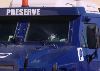 Trio é preso por assalto a carro-forte e polícia investiga participação de assessor de vereador; suspeito morreu durante roubo de armas | Pernambuco