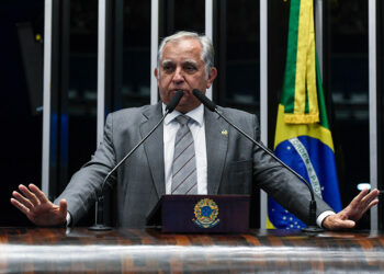 Prazos de medidas provisórias têm que ser cumpridos, afirma Izalci