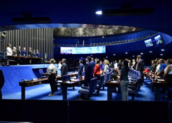 Sessão especial destaca importância do Sistema Integrado de Parques para o turismo nacional