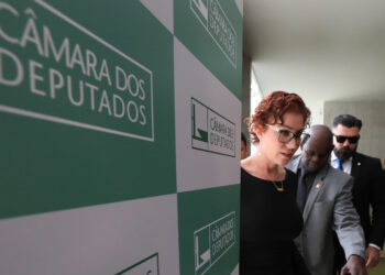 STF tem três votos para tornar Zambelli ré por porte ilegal de arma