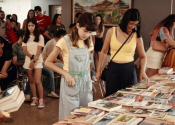 Sesc Petrolina faz arrecadação para quarta edição da Feira Troca-Troca de Livros