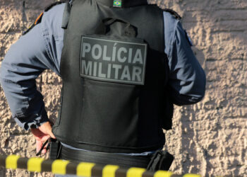 Dupla em bicicleta mata homem a tiros no interior de MT