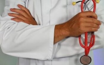 Mdicos tero que seguir regras para fazer ‘publi’ nas redes