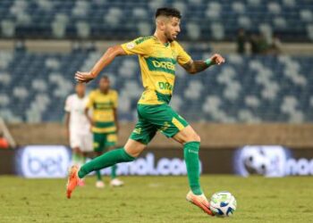 Meia Ceppelini não treina e deve ser desligado do Cuiabá