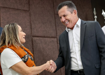 Ao governador, representante da CBF afirma que Cuiabá “tem tudo para dar certo” como sede