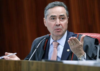 Barroso determina que governo informe medidas de proteção dos Yanomami