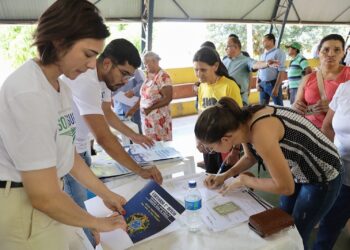 Distrito que surgiu há 50 anos tem 100% dos imóveis escriturados em mutirão do Governo de MT