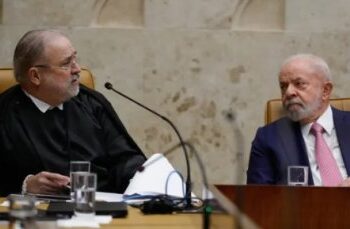 Na reta final, Lula recebe candidatos sucesso de Aras