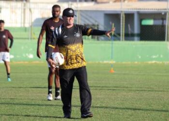 Ito Roque reforça foco e elogia teste antes da estreia do Mixto na Copa FMF