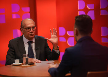 Gilmar Mendes critica abusos da Lava Jato em programa da TV Brasil