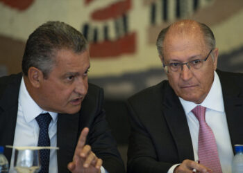 Governo apresenta Novo PAC a diplomatas estrangeiros 