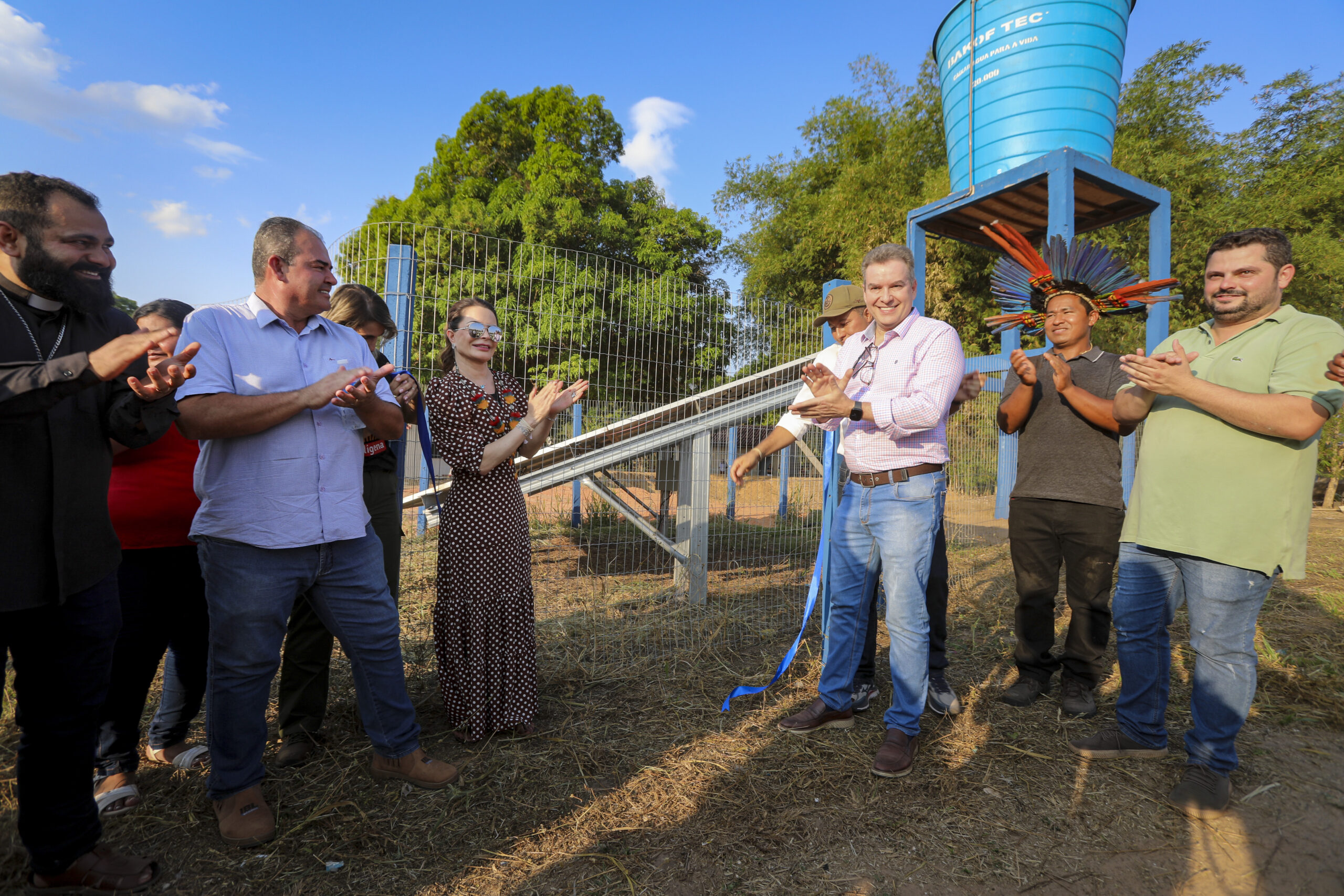 governo-de-mt-atende-30-mil-familias-e-cerca-de-5-mil-indigenas-com-agua-potavel-capa-2023-08-31-2023-08-31-1467210543-scaled.jpg